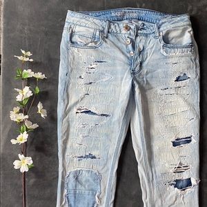 American Eagle Distressed Jeans Capri Size 6
